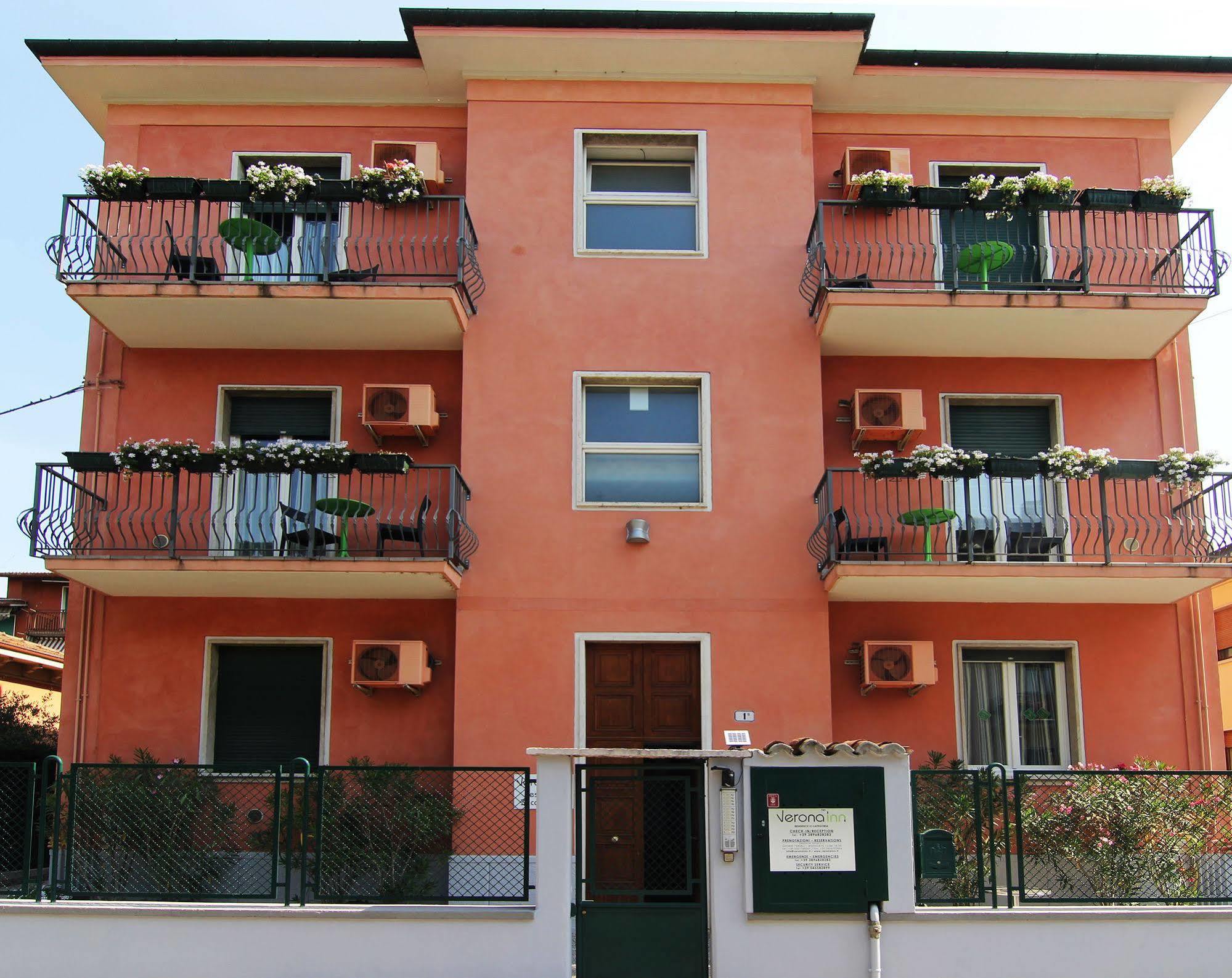 Residence Verona Inn Extérieur photo