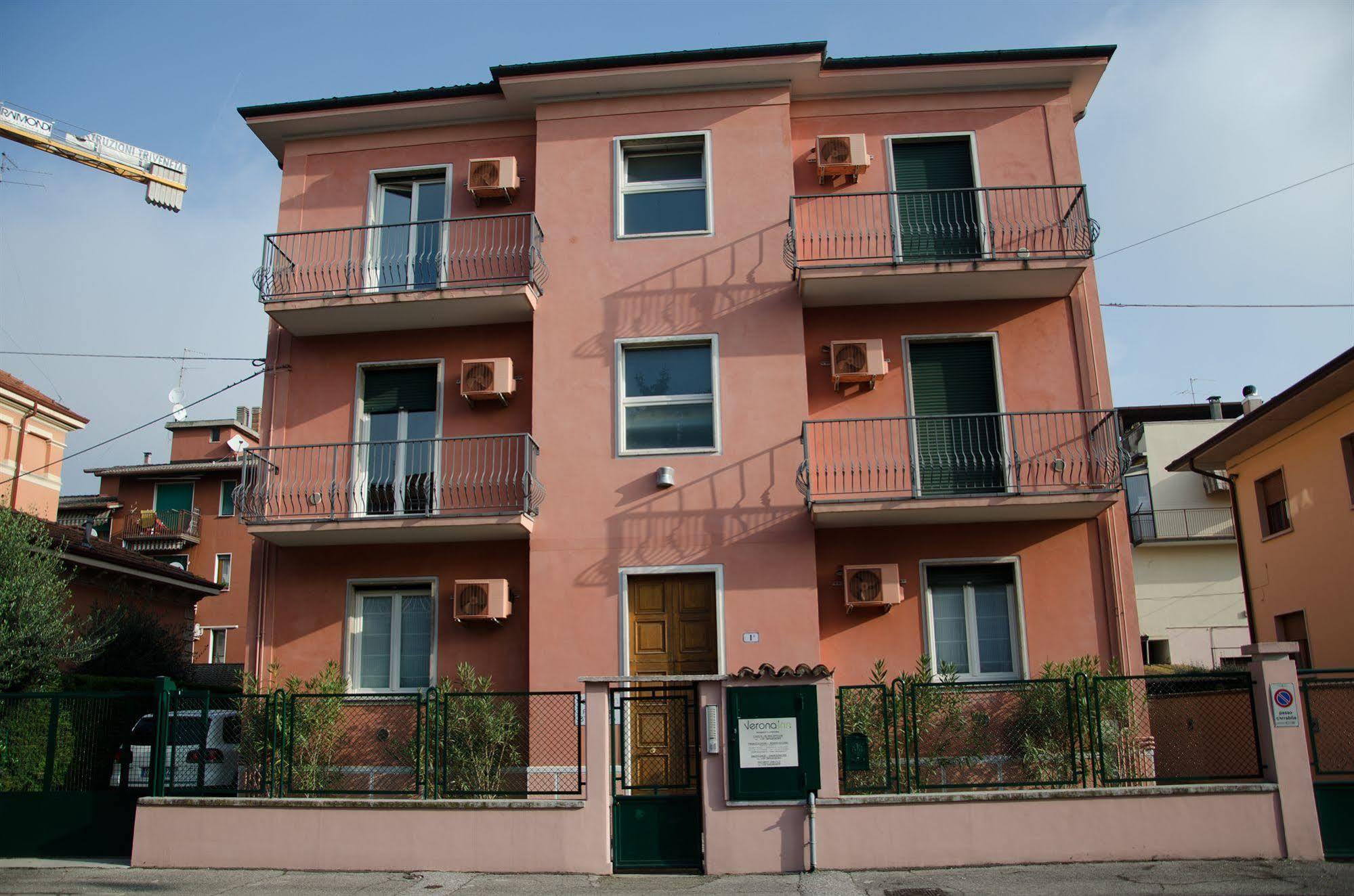 Residence Verona Inn Extérieur photo